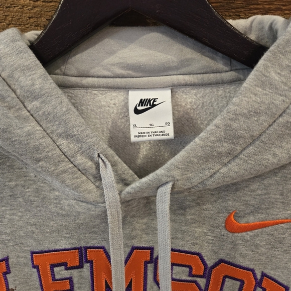 Clemson π―ππβ½οΈβΎοΈπ
- Picture 4 of 9